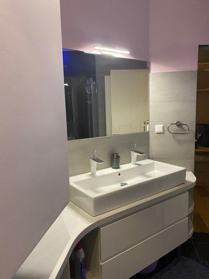 Apartma Mari Koper Exteriör bild